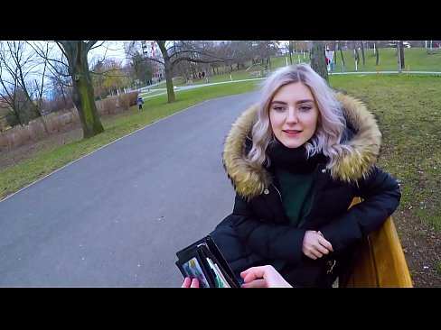 ❤️ Svelger en fremmeds varme sperm for penger - blowjob i parken av Eva Elfie ❌ Pornovideo hos oss ❌❤